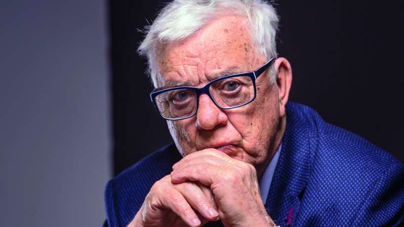 Viss mainījās vienā brīdī: Raimonds Pauls atklāti par pēkšņo operāciju un pašreizējo situāciju