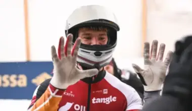 Renārs Grantiņš izcīna otro zelta medaļu U-23 Pasaules čempionātā bobslejā; Kotānei bronza