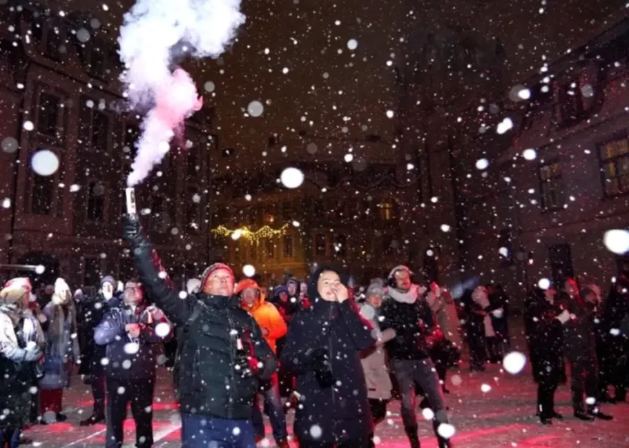 Rīgā Vecgada vakarā saņemti desmitiem izsaukumu par nelikumīgu uguņošanu