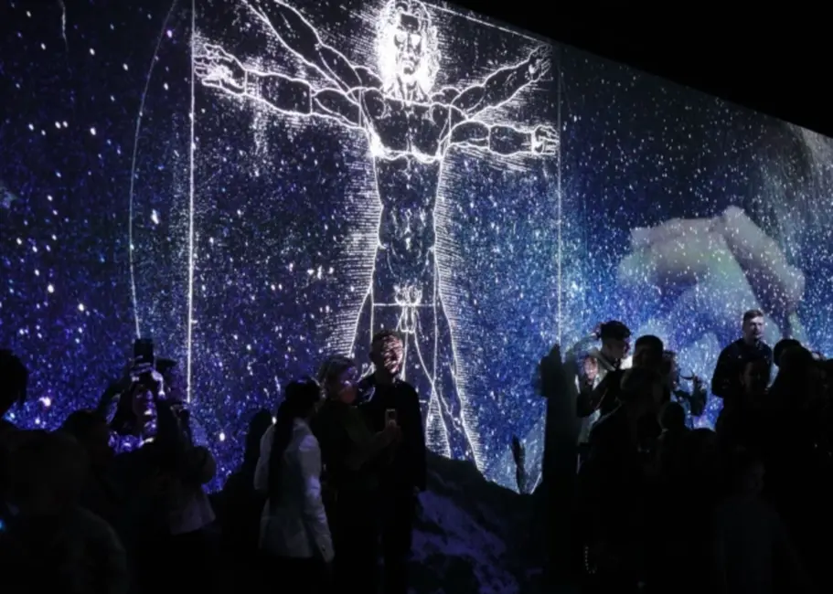 Rīgā, Vidzemes tirgū, viesojas Leonardo da Vinči ģēnijs multimediālā izstādē "Da Vinci Genius"