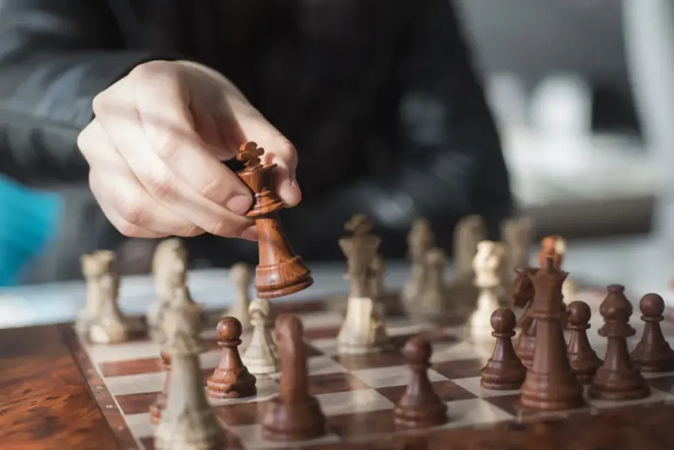 Šahā atklāta netaisnība: pētnieki aicina mainīt klasisko sākuma pozīciju
