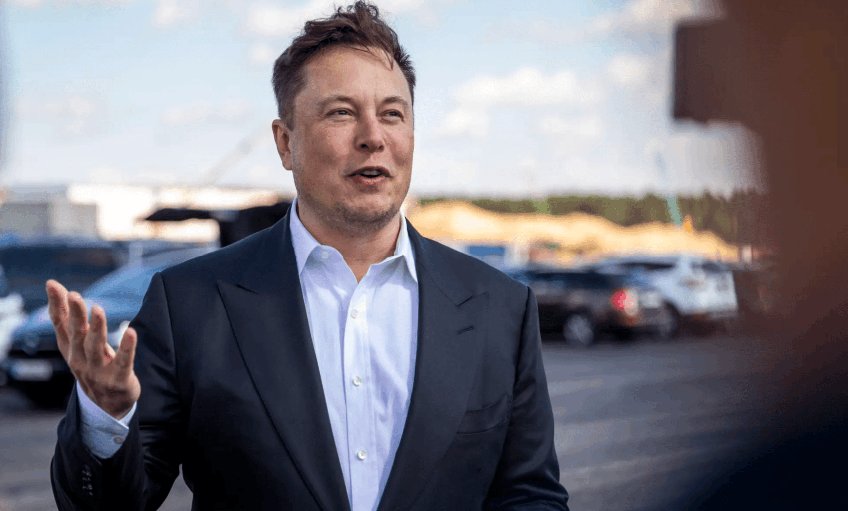 Īlons Masks, iespējams, plāno apvienot savus uzņēmumus