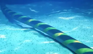 Somija aizturējusi kuģi, aizdomās par sakaru kabeļa bojāšanu starp Helsinkiem un Tallinu