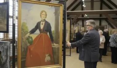 Tillberga glezna "Latviešu meitene" pēc 84 gadiem atgriezusies dzimtenē un būs apskatāma Rīgā