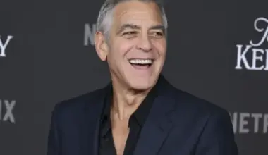 Tramps publiski konfrontējas ar Džordžu Klūniju par Francijas pilsonību