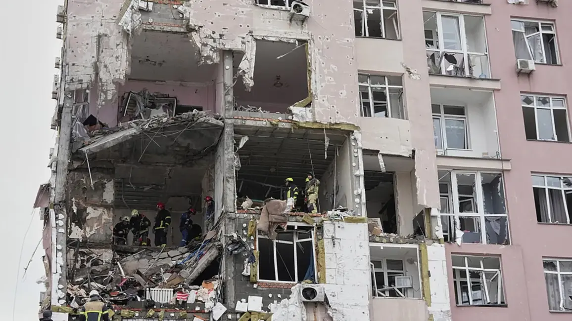 Ukraina saskaras ar jaunu Krievijas dronu uzbrukumu vilni, karš turpinās 2026. gadā