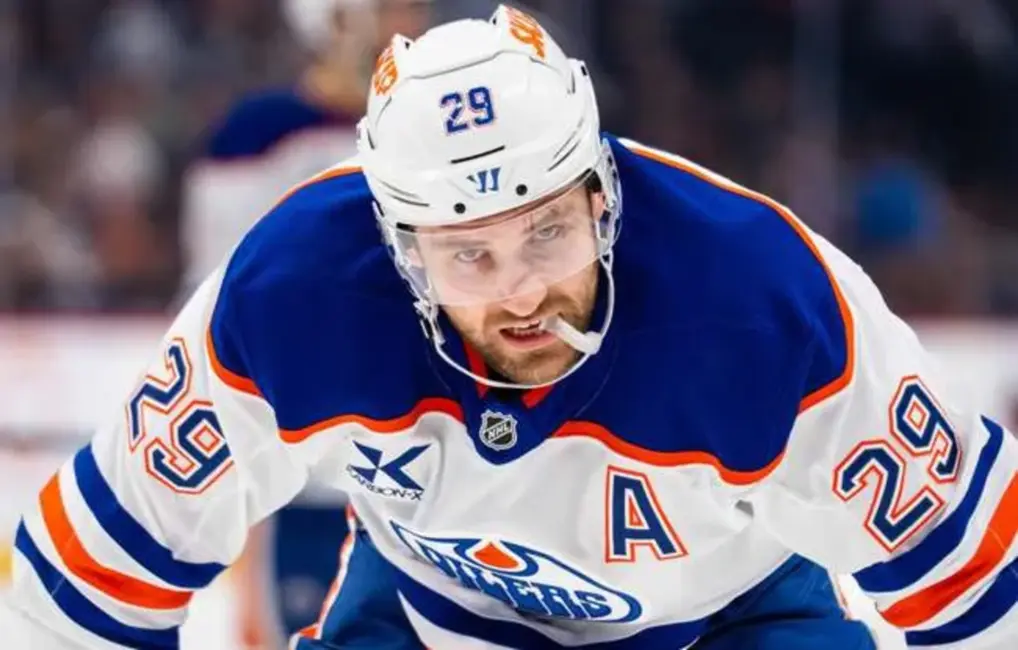 Vācijas hokeja izlasei pievienojas NHL zvaigzne Draizaitls; nosaukts sastāvs 2026. gada olimpiskajām spēlēm