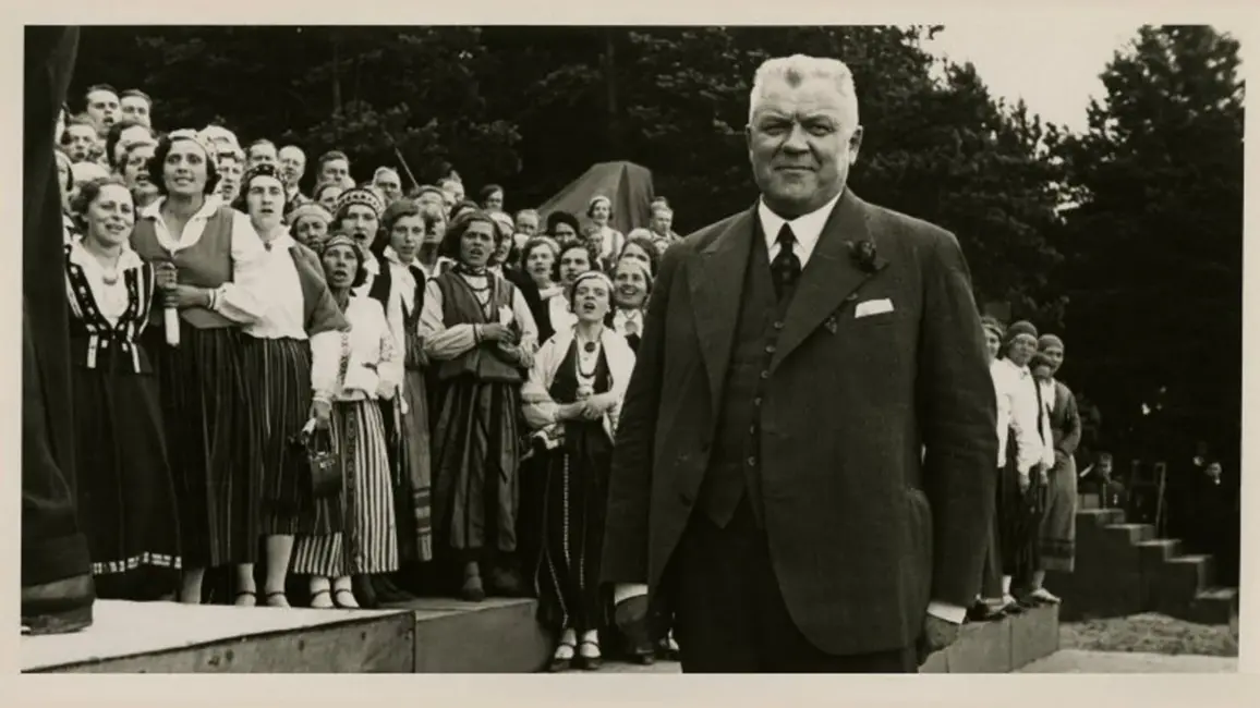Vai Kārlim Ulmanim 1940. gadā bija izvēle? Analizētas liktenīgās lēmumu pieņemšanas.