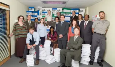 Vai Maikls, Džims un Pema joprojām strādā “Dunder Mifflin”? Seriāla “Ofiss” aktieru dzīve pēc filmēšanas beigām