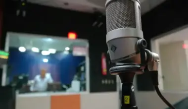 Vairāk nekā 3000 cilvēku parakstījušies par Latvijas Radio 4 programmas apraides atjaunošanu FM