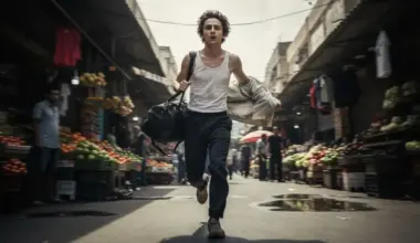 Visbeidzot Latvijā: Timotija Šalamē jaunā filma "Mārtijs Lieliskais" – vairāk nekā tikai sporta drāma