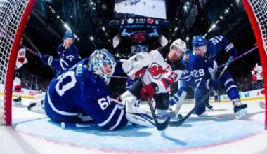 Vols sausā spēlē, "Maple Leafs" pārliecinoši uzvar "Devils", "Islanders" cīnās