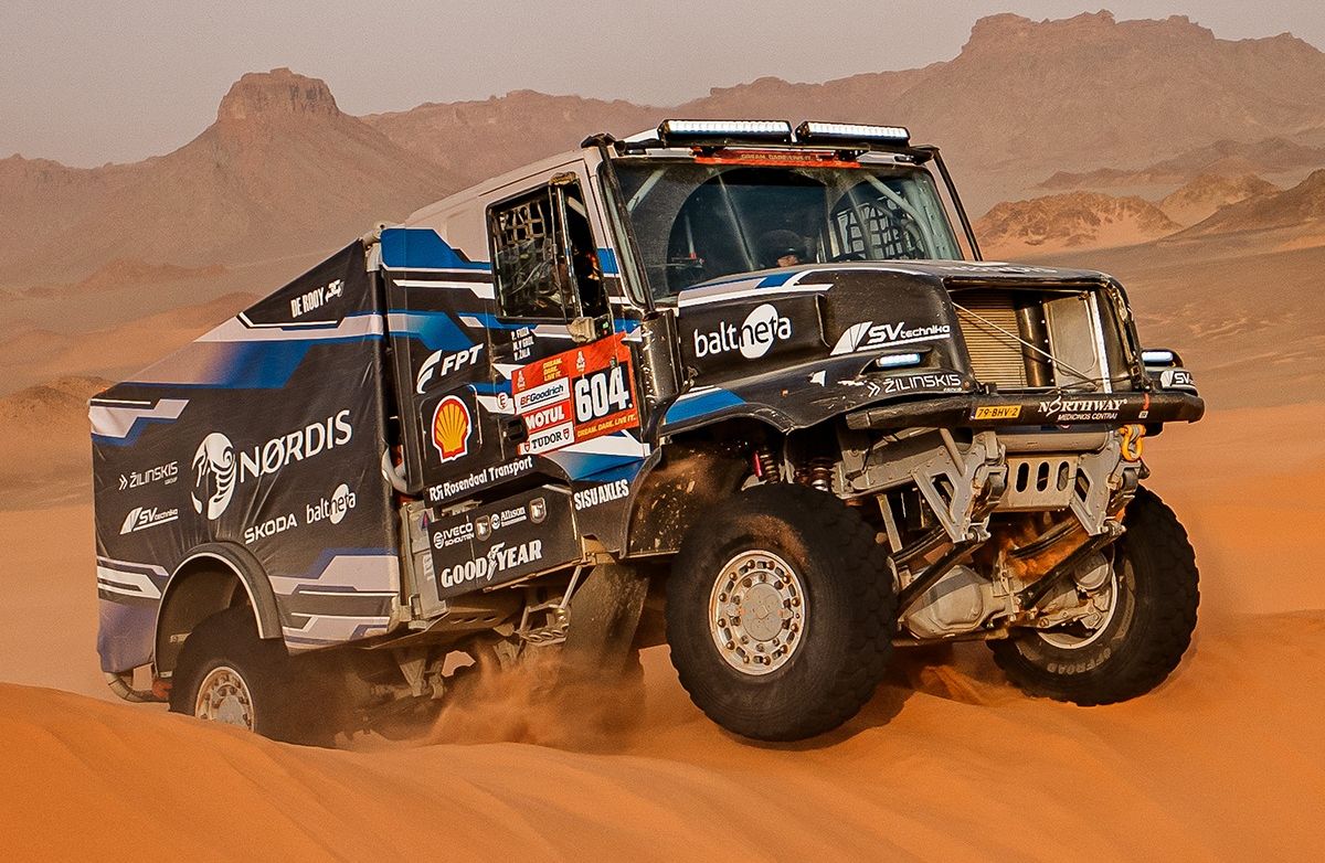 Lietuviešu pilots Žala uzvar Dakarā, pa ceļam glābjot galveno konkurentu : F1LV Blogs