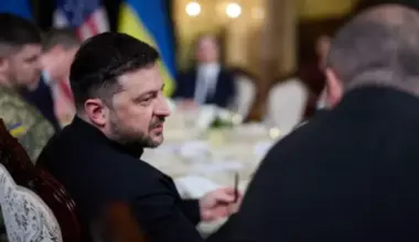 Zelenskis atklāj divus galvenos jautājumus, ko uzdotu Putinam sarunu gadījumā