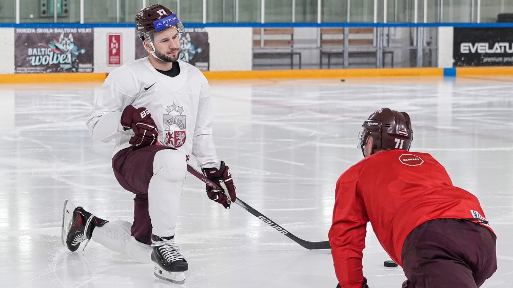 Latvijas izlase gatavošanos Milānai nevarēs sākt pilnā sastāvā – Hokejs – Sportacentrs.com