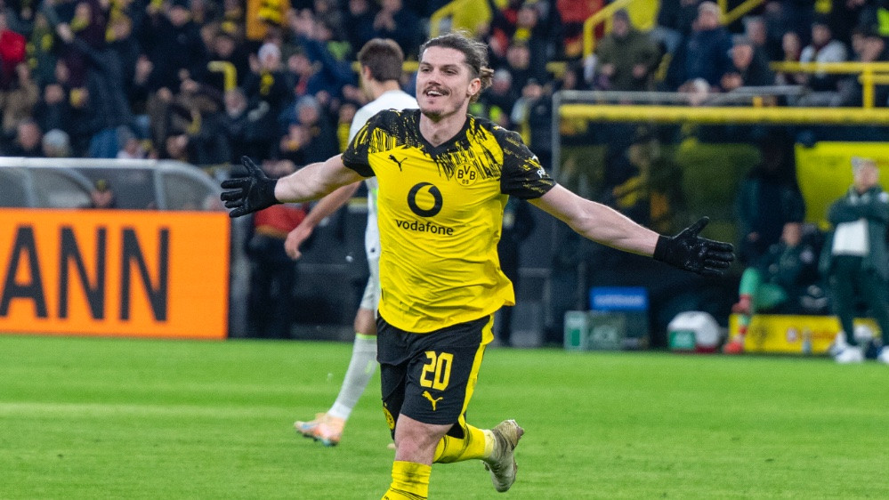 Dortmundes "Borussia" iesit trīs un savā laukumā izcīna trīs punktus – Futbols – Sportacentrs.com