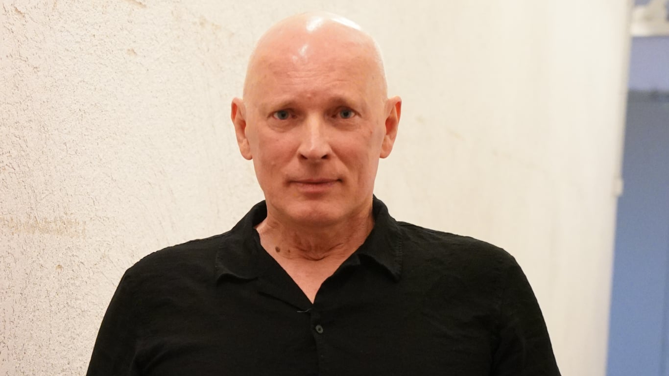 Vai Alvis Hermanis grasās pamest JRT politikas dēļ? — Santa