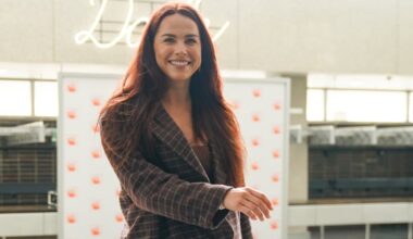 «Man ir liels sašutums!» Dreimani atlaiž no Dailes teātra, un viņa neesot vienīgā! — Santa