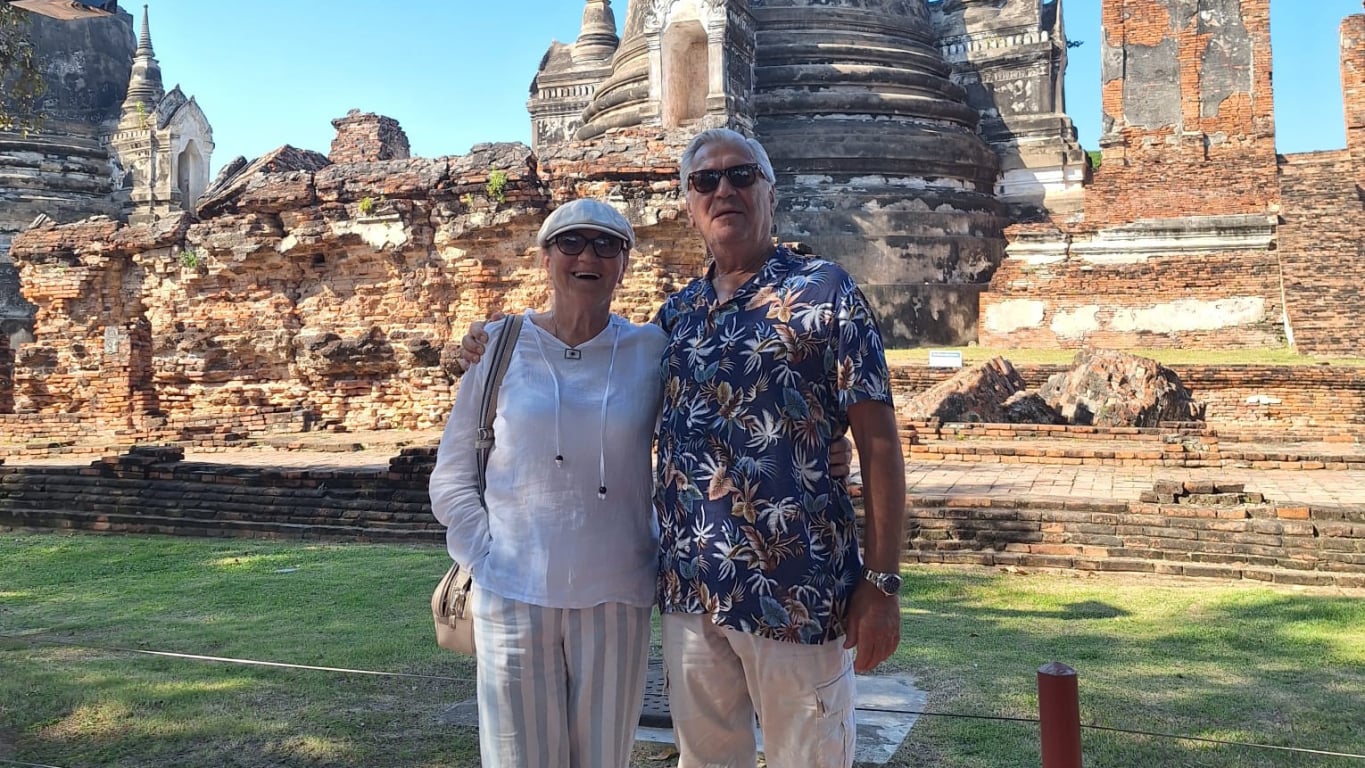 Radioteātra vadītājas Māras Eglītes fantastiskais ceļojums uz tālo Kambodžu — Santa