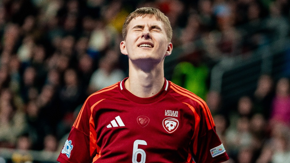 Telpu futbolisti iegūst vadību, bet zaudē un izstājas no Eiropas čempionāta – Futbols – Sportacentrs.com