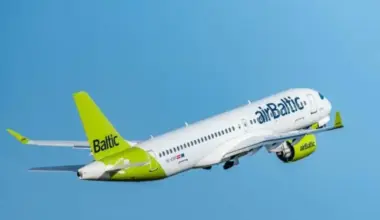 "airBaltic" atklāj 2025. gada populārākos galamērķus no Rīgas un izsludina aviobiļešu izpārdošanu