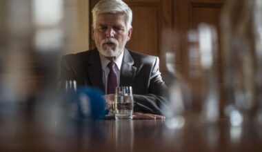 Pavels pauž bažas par spīkera Okamuras izteikumiem pret Ukrainu