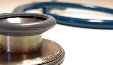 Skolas medicīnas māsa drīkst skolēnam ar hronisku saslimšanu injicēt ārsta nozīmētas zāles / Diena