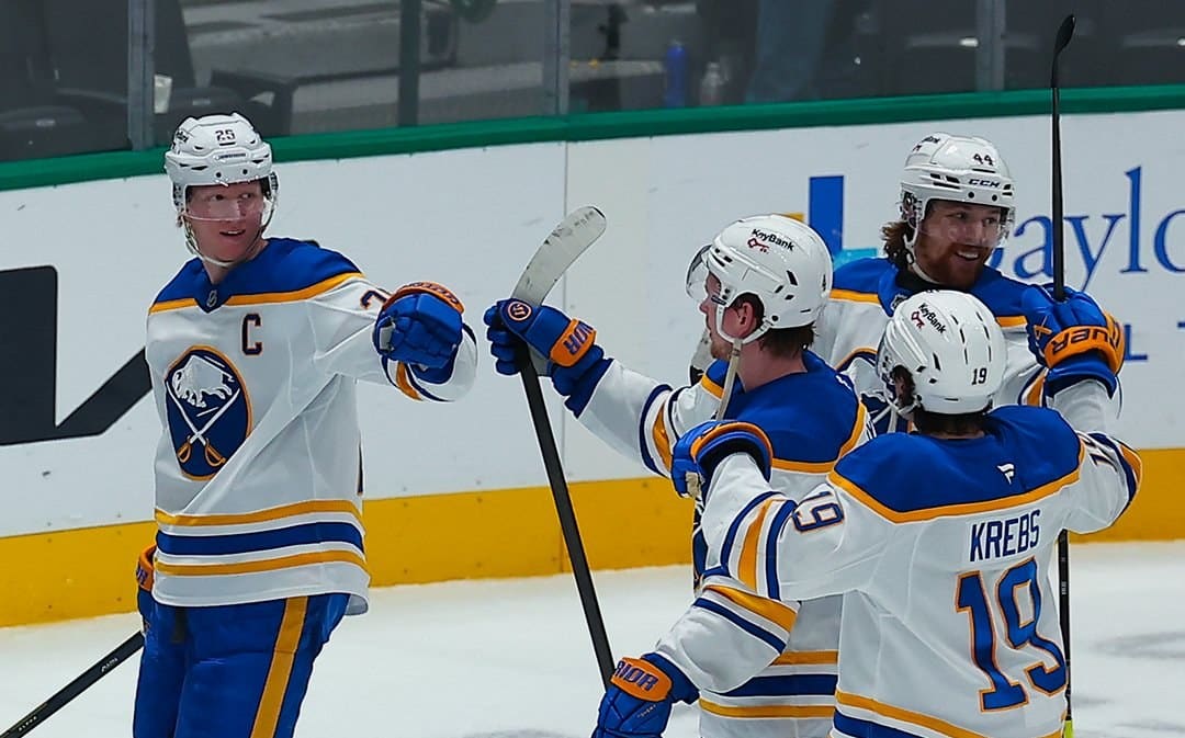 Kaut kas sen neredzēts - "Sabres" svin desmito uzvaru pēc kārtas un izstumj čempioni no "play-off" zonas