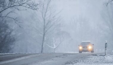 Ceļu satiksmes negadījumos cietuši četri cilvēki; reibumā pieķerti deviņi autovadītāji