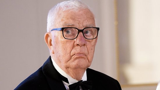 Apaļu 90 gadu jubileju svin izcilais pianists un komponists Raimonds Pauls Apaļu 90 gadu jubileju svin izcilais pianists un komponists Raimonds Pauls