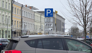 SIA “Daugavpils satiksme” ievieš jaunu maksas autosstāvvietu lietošanas kārtību