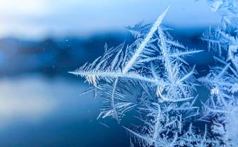 Dzeltenais brīdinājums: šonakt gaidāms stiprs sals