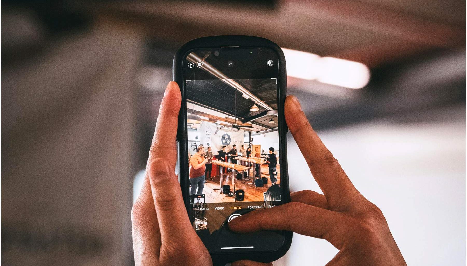 Vārdu pārmaiņa ar ierēdņiem? Filmēt drīkst, jā, bet tālāk – var tikt pie kriminālatbildības; skaidrojam likumu