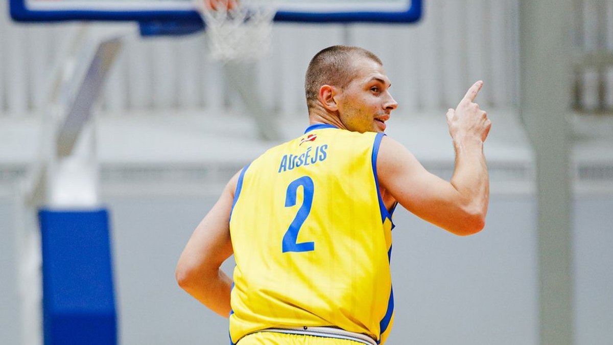 Neticams metiens no otras laukuma puses izglābj "Ventspili" kausa izcīņā