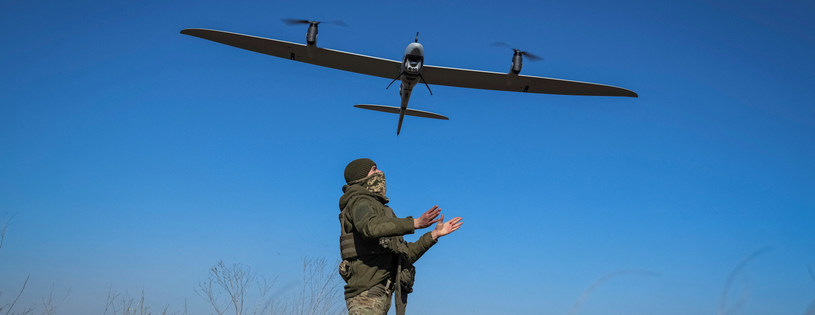 Ukraina devusi triecienu dronu rūpnīcai Rostovas apgabalā / Diena