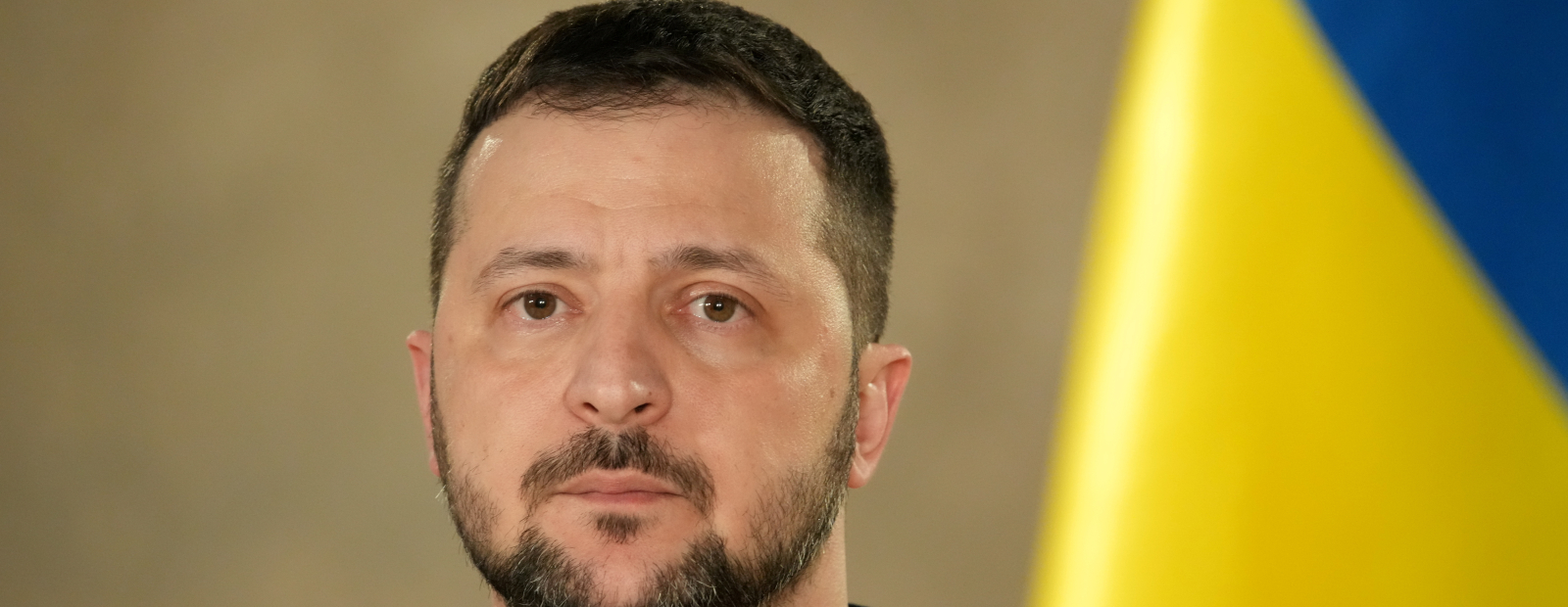 Zelenskis aicina pasauli reaģēt uz Krievijas dronu un raķešu masveida uzbrukumu Ukrainai / Diena