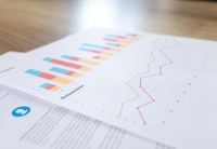 Gada nogalē valsts investīciju pieaugums saglabājas straujš