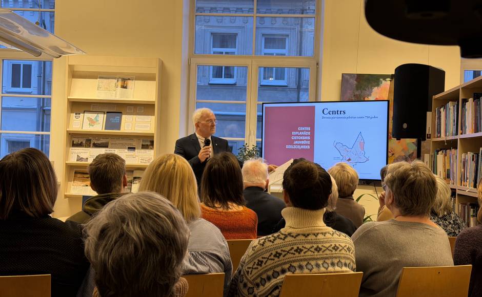 Par godu pilsētas jubilejai klajā nācis izdevums par Daugavpils daudzveidīgo pilsētvidi