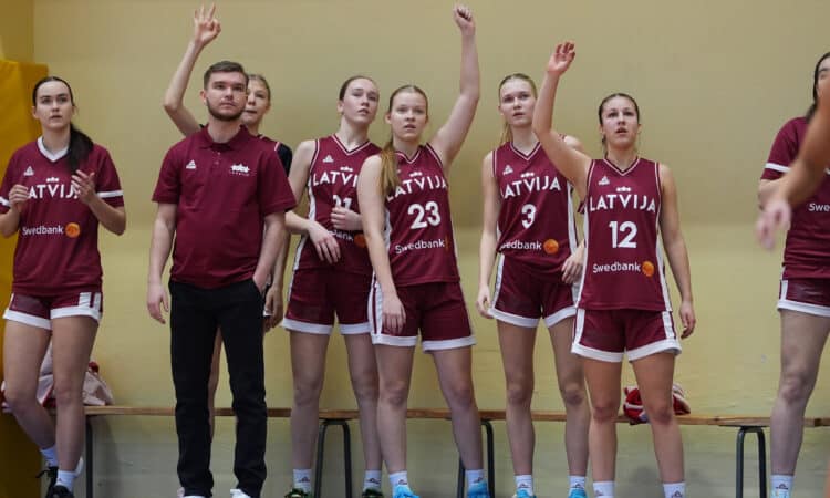 Latvijas U18 sieviešu basketbola izlase
