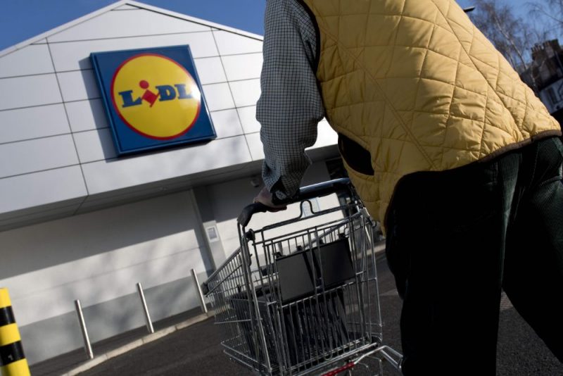 Kā iepirkties vēl lētāk: “Lidl” iepriecina pircējus ar jaunu iespēju visos veikalos
