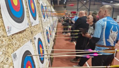 Piedāvā iespēju iepazīties ar loka šaušanu