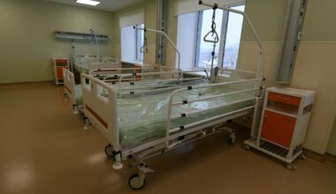 Preiļu slimnīcā atklātas atjaunotās dienas stacionāra telpas