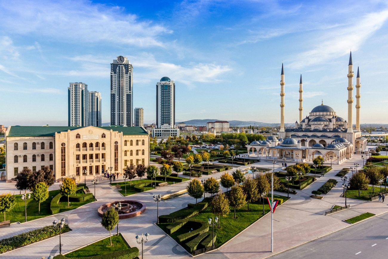 Kadirovam nieru mazspēja; Maskavā diskutē par viņa nomaiņu -