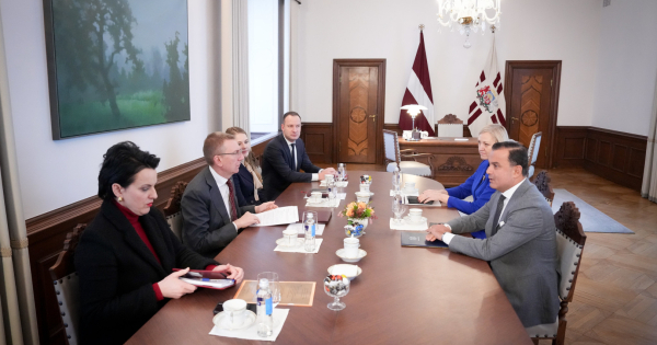 Veselības ministrs un Valsts prezidents pārrunā slimnīcu tīkla attīstības plānu un veselības nozares lomu valsts drošībā