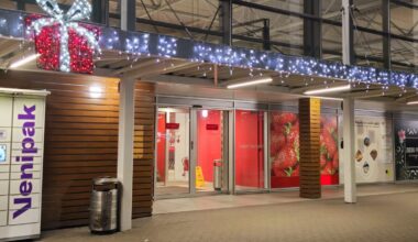 Lielākie tirdzniecības centri šodien strādās saīsinātu darba laiku vai būs slēgti; arī Bauskā