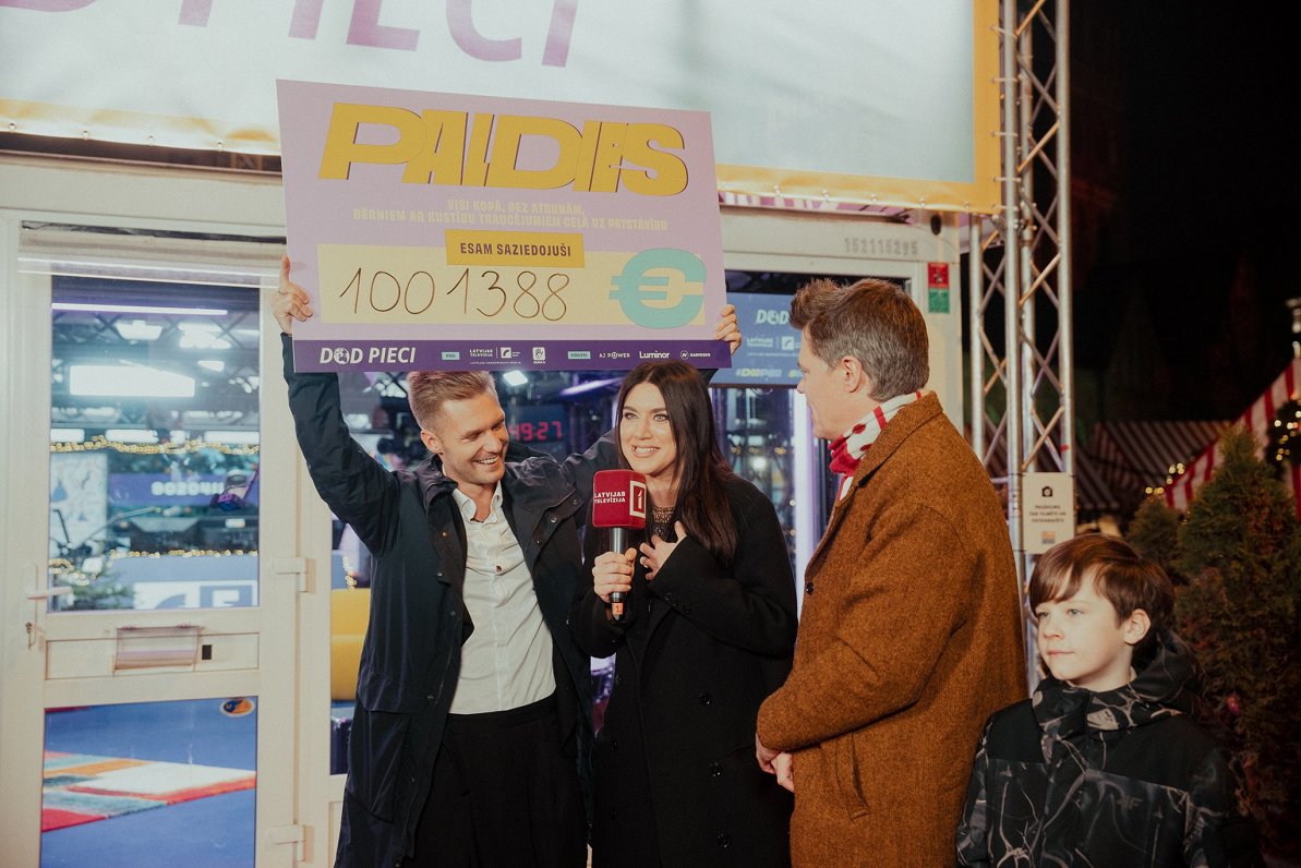 Ar labdarības maratonā «Dod pieci!» pirms gada saziedoto palīdzēts 89 smagi slimiem cilvēkiem / Raksts