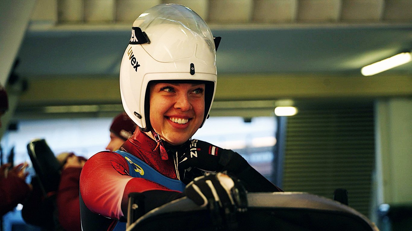 Latvijas izlase Siguldā pieslīpējas Pasaules kausa sacensībām / Raksts