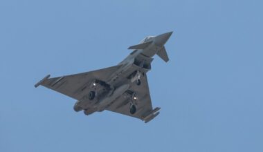 Iznīcinātājs "Typhoon FGR4"