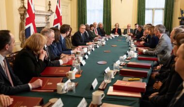 Lielbritānijas valdības pārstāvji