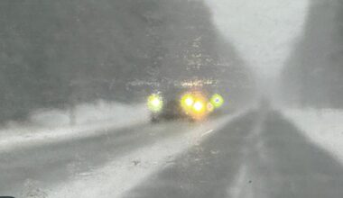 Apgrūtināta brauk&scaron;ana. Ilustratīvs attēls.